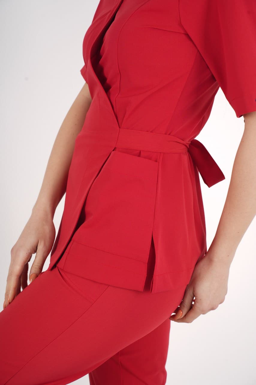 წითელი, ელეგანტური, ქირურგიული უნიფორმის სკრაბების ნაკრები, წელზე შესაკრავით