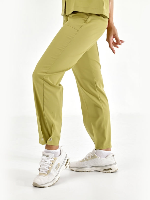 ანტეპის ფისტას ფერის რეტრო ქალის სამედიცინო სკრაბების ნაკრები ექიმისთვის/ექთნისთვის, ლუქს ელასტიური ქსოვილი