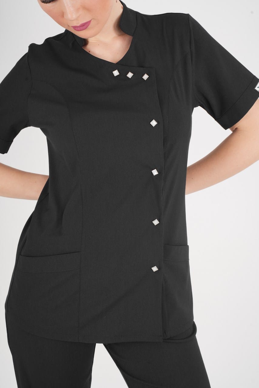 შავი ფერის სამედიცინო  სკრაბი  ექიმისა და ექთნისთვის.მხოლოდ ქალბატონებისთვის.