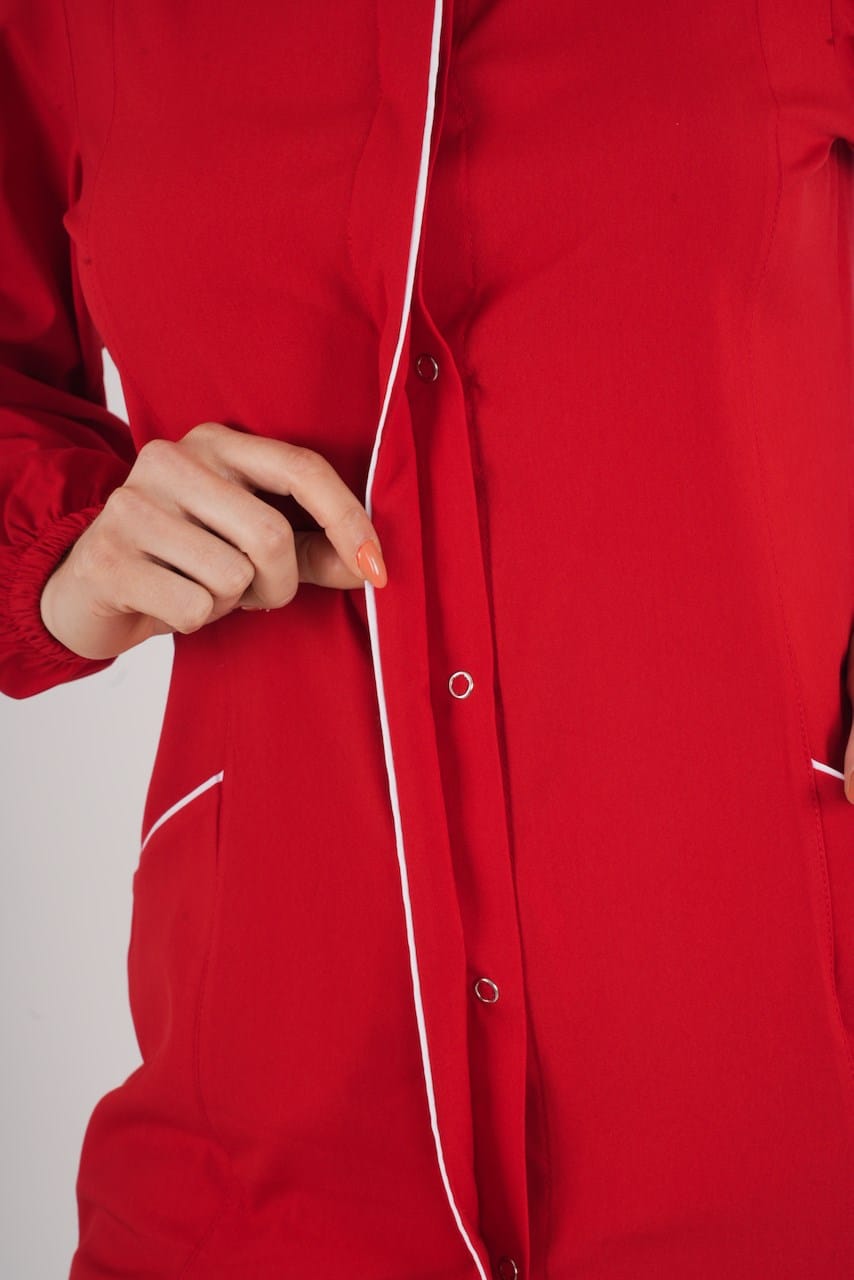 წითელი რბილი ლიკრას სამედიცინო კომპლექტი ექთნისთვის/ექიმისთვის