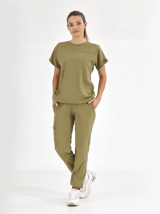 ხაკის ფერის საბაზისო სამედიცინო სკრაბების ნაკრები ექიმისთვის, ექთნისთვის, ფუფუნებილი ლაიკრას ქსოვილისგან