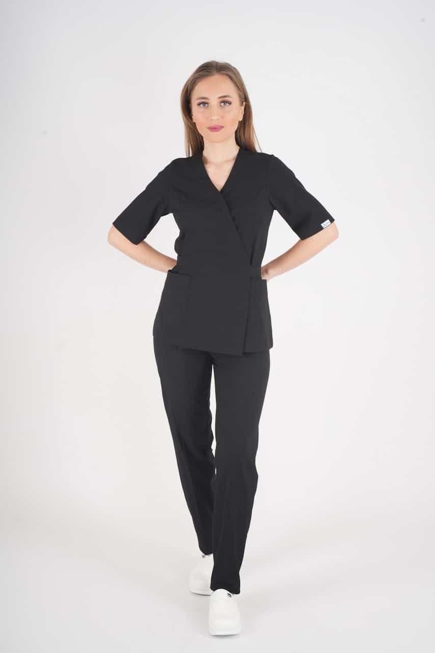 შავი ელეგანტური, თასმებიანი სამედიცინო უნიფორმის კომპლექტი ქირურგიისთვის