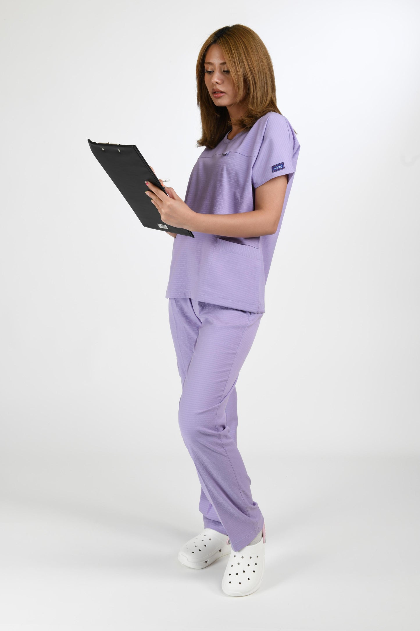 ვაფლის ნაქსოვი, ფორმა იასამნისფერი